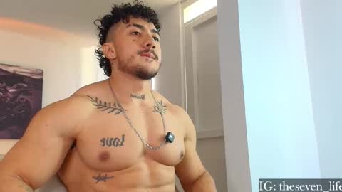 Niko online show from November 4, 4:41 pm