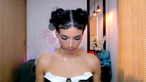 Nilam online show from March 10, 8:23 pm