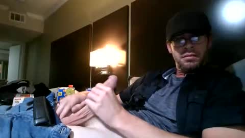 Snapshot of nineinchbronco chatting on October 21, 1:36 pm nineinchbronco online show from October 21, 1:36 pm