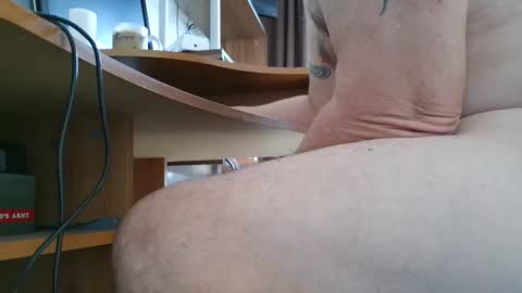 Snapshot of nineinchhard chatting on March 8, 9:13 am nineinchhard online show from March 8, 9:13 am