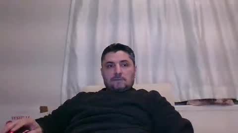 Snapshot of nisantasili chatting on December 7, 10:17 pm Prince d amour online show from December 7, 10:17 pm