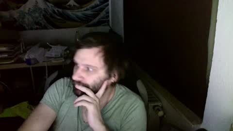 shyboi online show from December 5, 6:02 pm