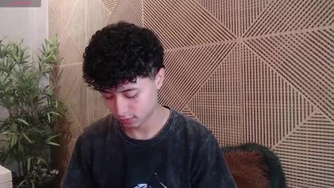 noah_dupont_ online show from March 4, 12:12 pm