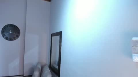 noah_dupont_ online show from December 14, 11:28 am