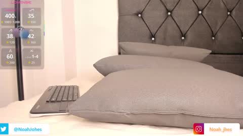 noah_johes online show from September 11, 5:06 am