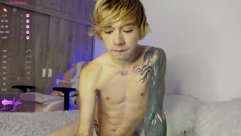 Noah online show from February 21, 1:44 am