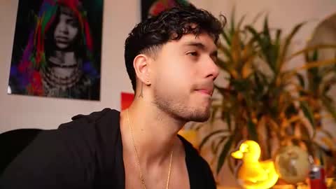 kevin online show from February 26, 10:22 pm