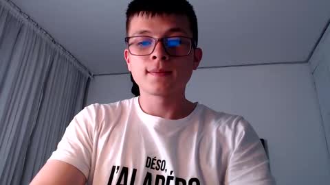 Snapshot of nortticus chatting on February 14, 12:41 am nortticus online show from February 14, 12:41 am