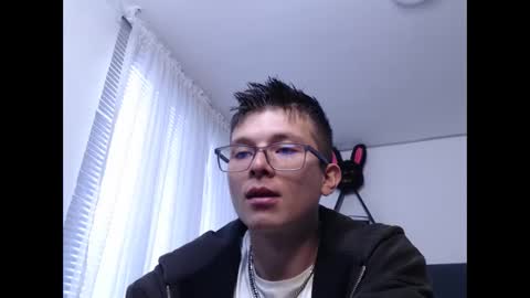 Snapshot of nortticus chatting on March 8, 8:35 pm nortticus online show from March 8, 8:35 pm