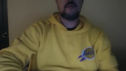 novio_muyalto online show from January 8, 5:45 am