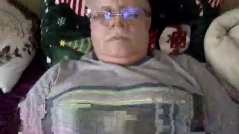 nukiss online show from March 9, 3:06 pm