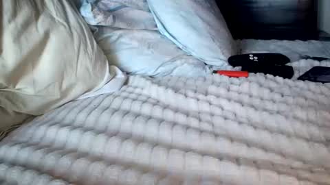 KN online show from October 10, 7:18 pm