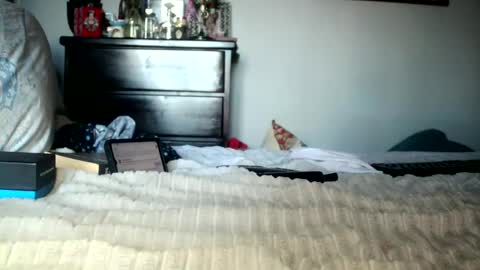 KN online show from October 1, 6:45 pm