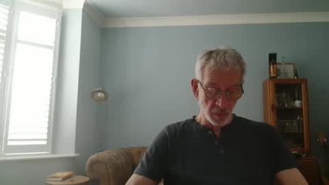 Obliox online show from December 2, 1:11 pm