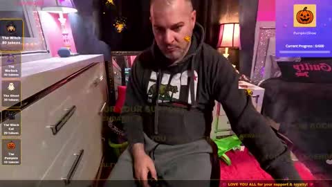 Obsidian stallion online show from October 21, 7:55 am