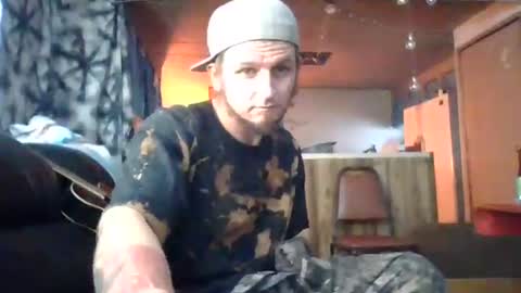 oddjuggla online show from November 25, 9:17 pm