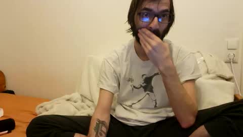 oeffel online show from March 12, 12:51 am