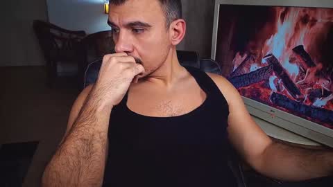 officeman7 online show from January 16, 4:07 pm