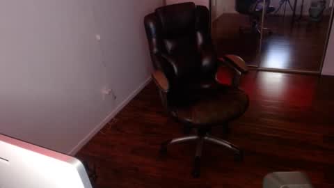 Money online show from March 30, 1:34 pm