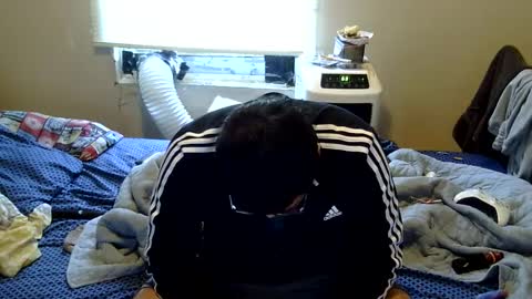 Snapshot of oflores77 chatting on September 25, 12:26 pm oscar flores online show from September 25, 12:26 pm