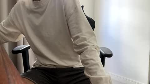 ohmymichael online show from April 15, 10:59 am