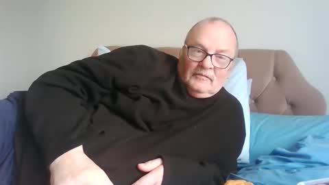 old_fkr online show from February 21, 12:50 pm