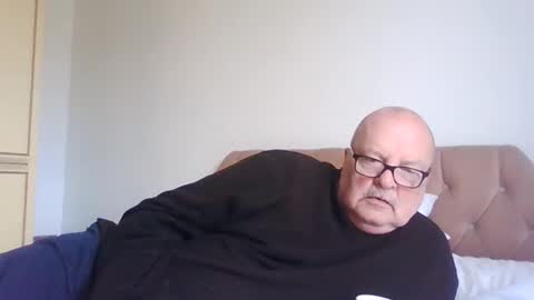 old_fkrr_ online show from April 15, 9:31 am