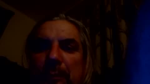 oliveoil67 online show from December 20, 2:40 am