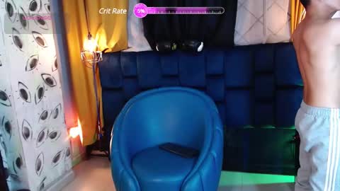 oliver_avella online show from December 23, 4:55 am