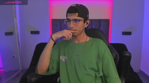 Oliver fast online show from February 2, 4:05 am