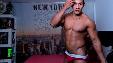 oliver_tommy online show from October 13, 3:07 pm