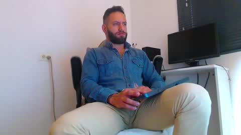 oliver online show from February 18, 2:37 pm