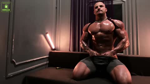 OliverSport online show from December 6, 3:44 pm