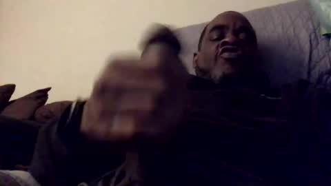 Snapshot of olivertwist1273 chatting on February 9, 10:11 pm olivertwist1273 online show from February 9, 10:11 pm