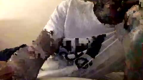 Snapshot of olivertwist1273 chatting on March 2, 4:39 am olivertwist1273 online show from March 2, 4:39 am