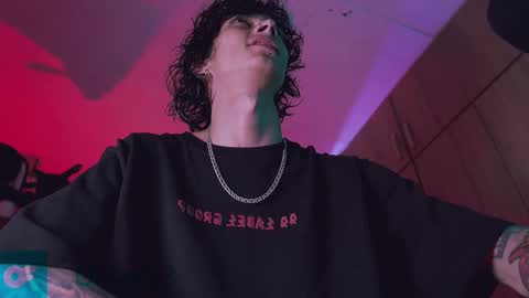     online show from September 26, 4:10 am