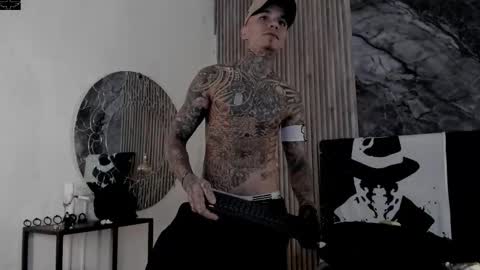     ... online show from November 12, 4:07 am