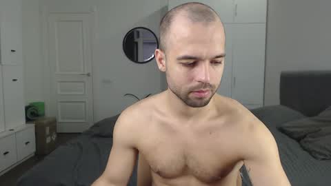 onebestlover online show from January 29, 9:12 am