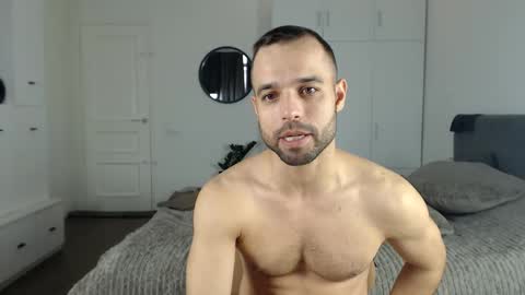 onebestlover online show from October 16, 9:50 am