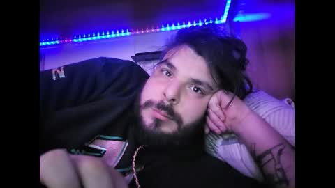 onecrew1 online show from December 26, 8:32 pm