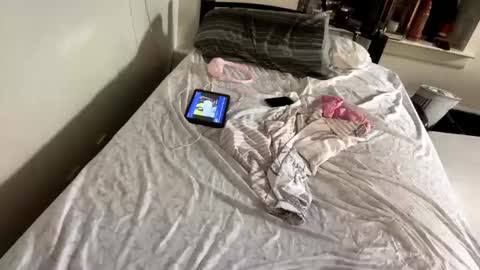 Snapshot of opalockajoe chatting on December 27, 9:50 am TsJojo online show from December 27, 9:50 am