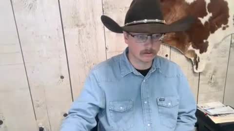 Snapshot of openmindedcowboy chatting on March 7, 11:26 pm kinkynerd online show from March 7, 11:26 pm