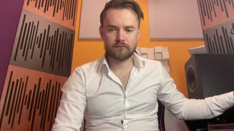 Oscar Steel Savage online show from February 5, 9:15 am