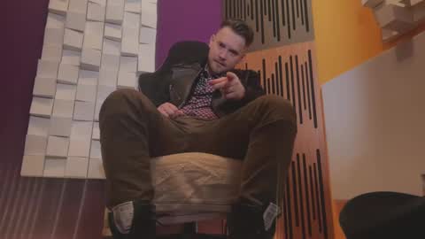 Oscar Steel Savage online show from March 8, 8:35 pm