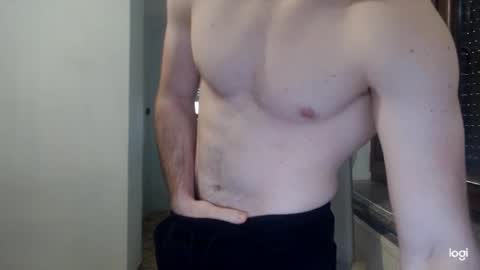 oskars99411900 online show from December 10, 11:54 am