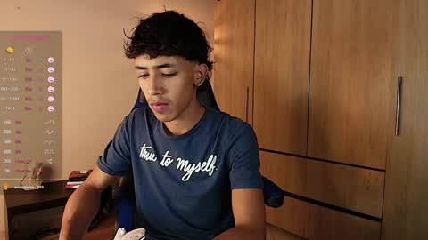 Snapshot of ostin_18hot chatting on January 8, 1:11 am ostin 18hot online show from January 8, 1:11 am