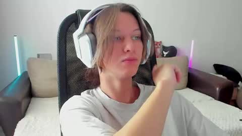 Ostin online show from February 3, 9:25 am