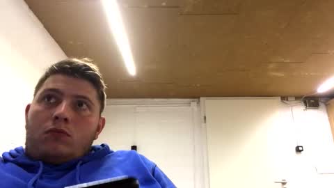 outflayd online show from October 24, 10:00 pm