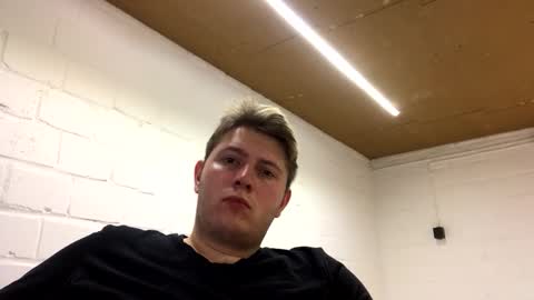 outflayd online show from February 20, 2:19 am