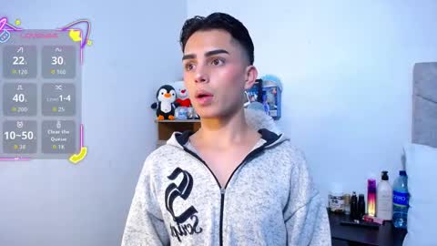 Owen  Independent model  online show from December 3, 11:55 pm